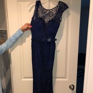 Theia Navy lace and  sequin evening gown size 2